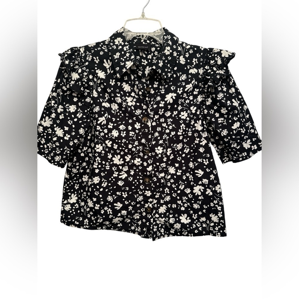 Who What Wear Monochrome Black White Floral Short Sleeve Top